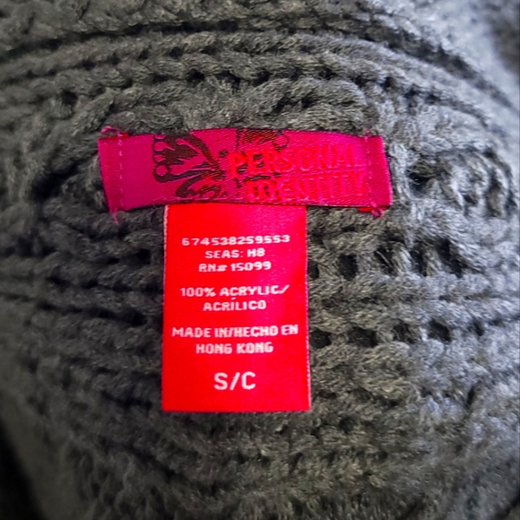 Womans 100%Acrylic Sweater - Picture 7 of 7